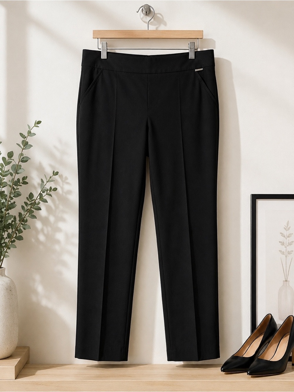 Anne Klein Black Slim Pull On Pants Size 8